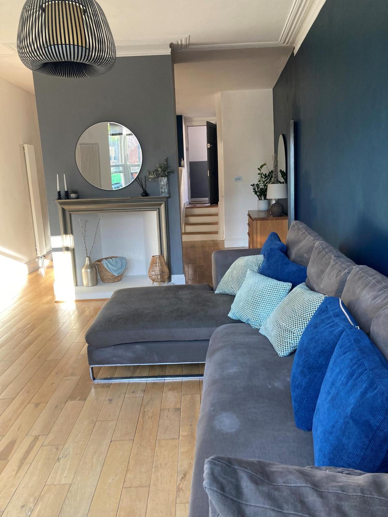 The Clock Tower Apartment - Spacious, Modern, 2 Bed Room Apartment , Southsea With Free Parking - Sleeps 4 Portsmouth Eksteriør billede